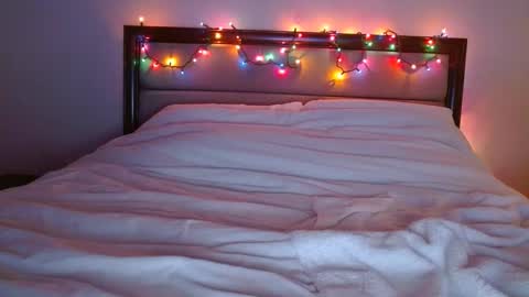 Snapshot of jamesb7219 chatting on 22, 12, 2024 jamesb7219 online show from 22, 12, 2024