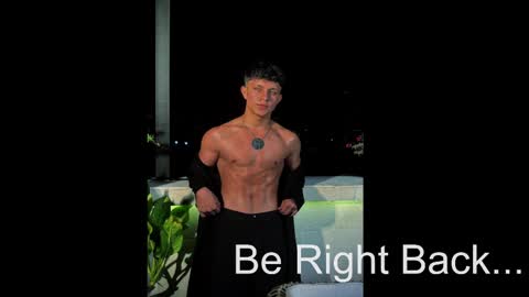 Snapshot of jamesgolden_ chatting on 10, 3, 2025 jamesgolden_ online show from 10, 3, 2025