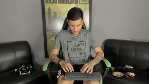 Snapshot of jamesinked_ chatting on 8, 12, 2024 Jamesinked  online show from 8, 12, 2024
