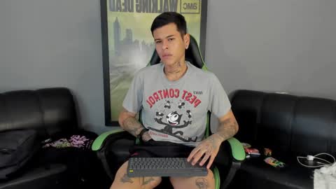 Snapshot of jamesinked_ chatting on 15, 12, 2024 Jamesinked  online show from 15, 12, 2024