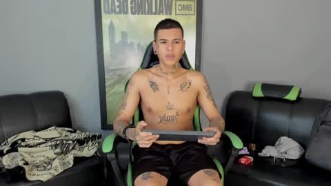 Snapshot of jamesinked_ chatting on 4, 1, 2025 Jamesinked  online show from 4, 1, 2025