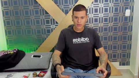 Snapshot of jamesinked_ chatting on 8, 1, 2025 Jamesinked  online show from 8, 1, 2025