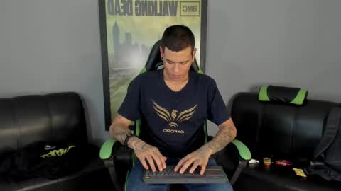 Snapshot of jamesinked_ chatting on 11, 1, 2025 Jamesinked  online show from 11, 1, 2025
