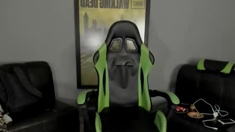 Snapshot of jamesinked_ chatting on 4, 2, 2025 Jamesinked  online show from 4, 2, 2025