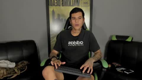 Snapshot of jamesinked_ chatting on 4, 3, 2025 Jamesinked  online show from 4, 3, 2025
