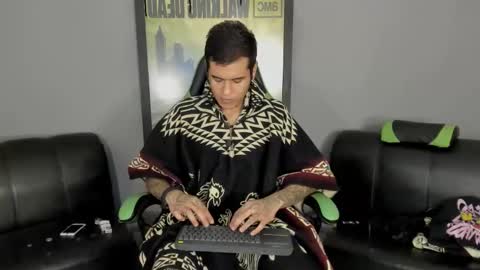Snapshot of jamesinked_ chatting on 8, 3, 2025 Jamesinked  online show from 8, 3, 2025