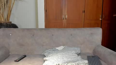 Jamesinked  online show from 9, 11, 2025