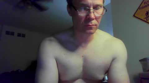 Snapshot of jamesjewels chatting on 2, 5, 2026 jamesjewels online show from 2, 5, 2026