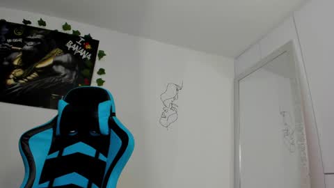 Jamess hott online show from 5, 12, 2024