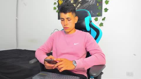 Jamess hott online show from 27, 1, 2025