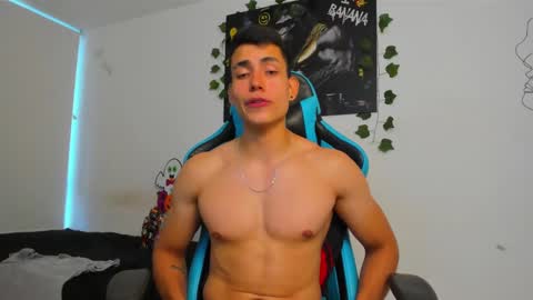 Jamess hott online show from 13, 2, 2025