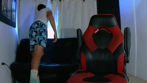 Jamithindependent model online show from 2, 4, 2026