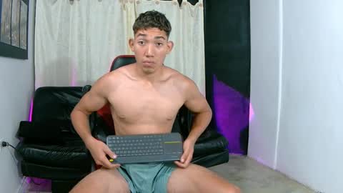 Jamithindependent model online show from 10, 4, 2026