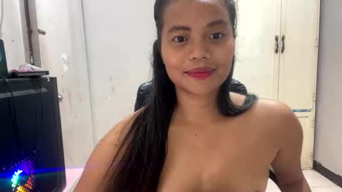 Snapshot of jane186864 chatting on 6, 4, 2026 layslutty online show from 6, 4, 2026