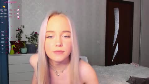Snapshot of janice_sweet chatting on 13, 5, 2026 Janice online show from 13, 5, 2026