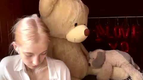 Snapshot of janicesivertsen chatting on 29, 6, 2026 Elsa online show from 29, 6, 2026