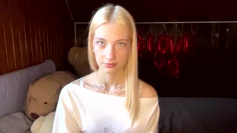 Snapshot of janicesivertsen chatting on 18, 7, 2026 Elsa online show from 18, 7, 2026