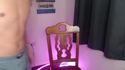 janlloyd04 online show from 14, 11, 2025