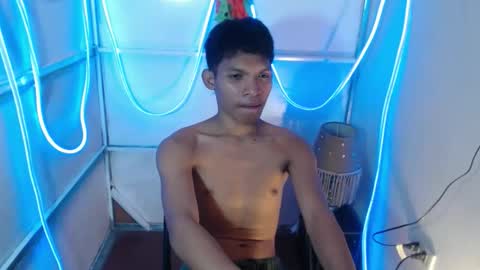 janlloyd04 online show from 5, 3, 2026