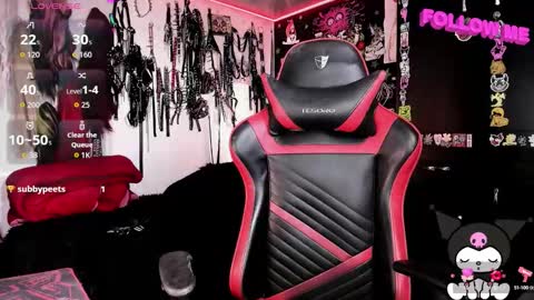 Snapshot of janna_ink chatting on 13, 9, 2025      online show from 13, 9, 2025