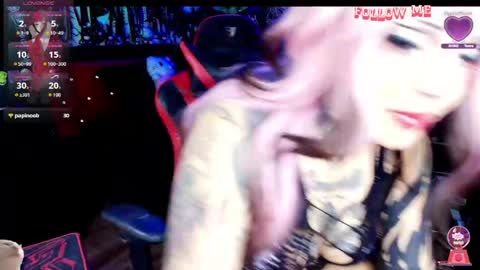 Snapshot of janna_ink chatting on 1, 4, 2026 online show from 1, 4, 2026