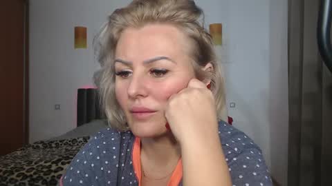 jaqueline88 online show from 3, 1, 2025