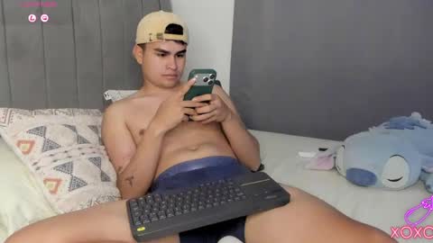 Snapshot of jarethh_ chatting on 25, 5, 2026 JARETHH online show from 25, 5, 2026