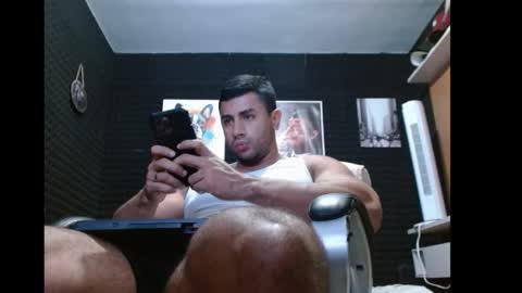 Snapshot of jarod131675 chatting on 17, 12, 2025 jarod online show from 17, 12, 2025