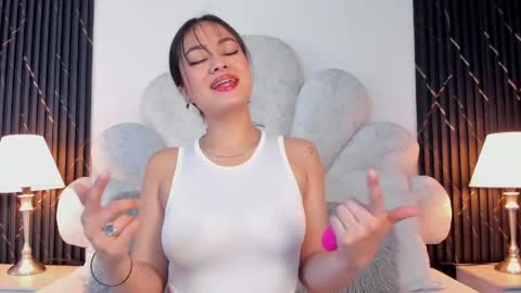 Jaslyn online show from 17, 4, 2026