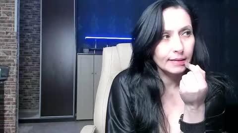 Snapshot of jasmin_milf chatting on 23, 2, 2026 jasmin_milf online show from 23, 2, 2026