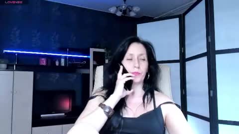 Snapshot of jasmin_milf chatting on 7, 7, 2026 jasmin_milf online show from 7, 7, 2026