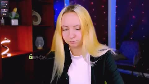 jasmine_eyes online show from 1, 3, 2026