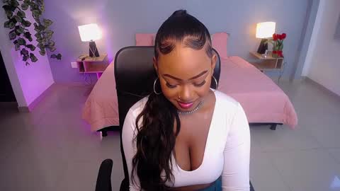 Instagram jasminecampbell1  online show from 19, 2, 2025