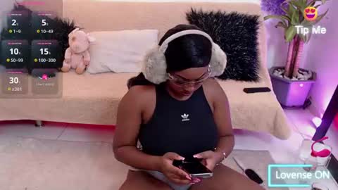 Snapshot of jasminecampbell chatting on 14, 7, 2026 Instagram jasminecampbell1 online show from 14, 7, 2026