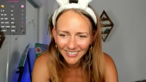 Jasmine Daze online show from 23, 10, 2025