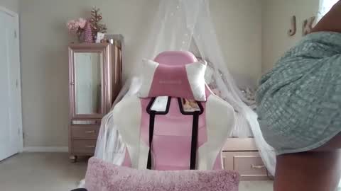 JasmineKay online show from 30, 3, 2026