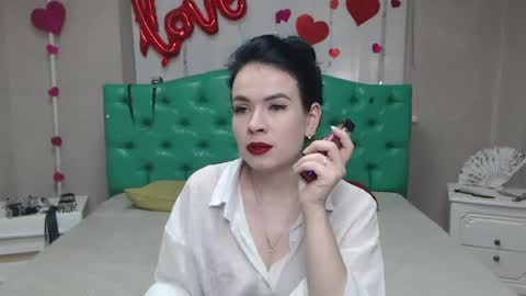 Snapshot of jasminekouch chatting on 17, 4, 2026 JasmineKouch online show from 17, 4, 2026