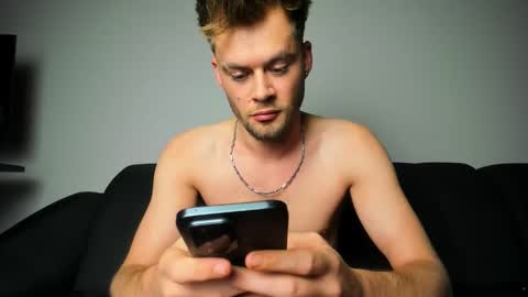 Snapshot of jason_marz chatting on 1, 11, 2025 JasoN online show from 1, 11, 2025