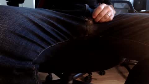 Snapshot of jasonholly chatting on 22, 1, 2025 Benedick Cumbersnatch online show from 22, 1, 2025