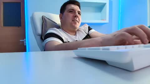 Snapshot of jasonjacks8 chatting on 29, 4, 2026 JasonJacks online show from 29, 4, 2026