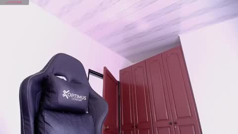 Snapshot of jasson_king01 chatting on 17, 4, 2026 JKing online show from 17, 4, 2026
