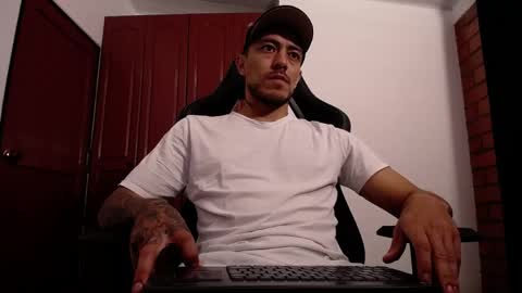 Snapshot of jasson_king01 chatting on 2, 6, 2026 JKing online show from 2, 6, 2026