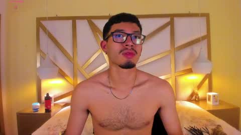 Snapshot of jaxon_carter chatting on 4, 6, 2026 jaxon_carter online show from 4, 6, 2026
