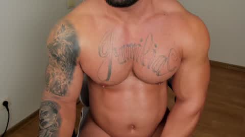 Snapshot of jaxonhunk chatting on 11, 12, 2024 JaxonHunk online show from 11, 12, 2024