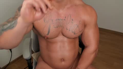 Snapshot of jaxonhunk chatting on 12, 12, 2024 JaxonHunk online show from 12, 12, 2024