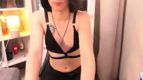 Regina online show from 28, 7, 2026