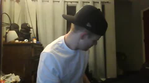 Snapshot of jaybrik92 chatting on 23, 11, 2025 Jlio Delgauto online show from 23, 11, 2025