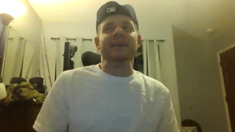 Snapshot of jaybrik92 chatting on 17, 12, 2025 Jlio Delgauto online show from 17, 12, 2025