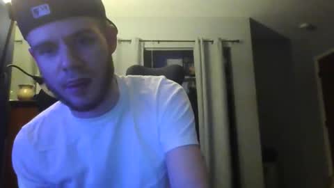 Snapshot of jaybrik92 chatting on 4, 2, 2026 Jlio Delgauto online show from 4, 2, 2026