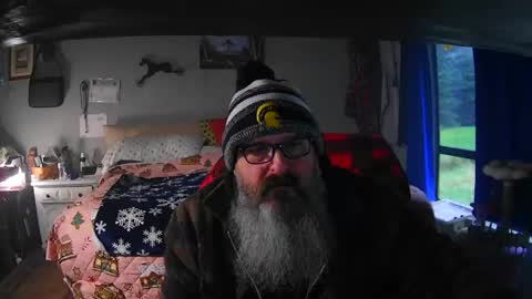 Grand Zaddy or Jay its casual online show from 22, 12, 2025